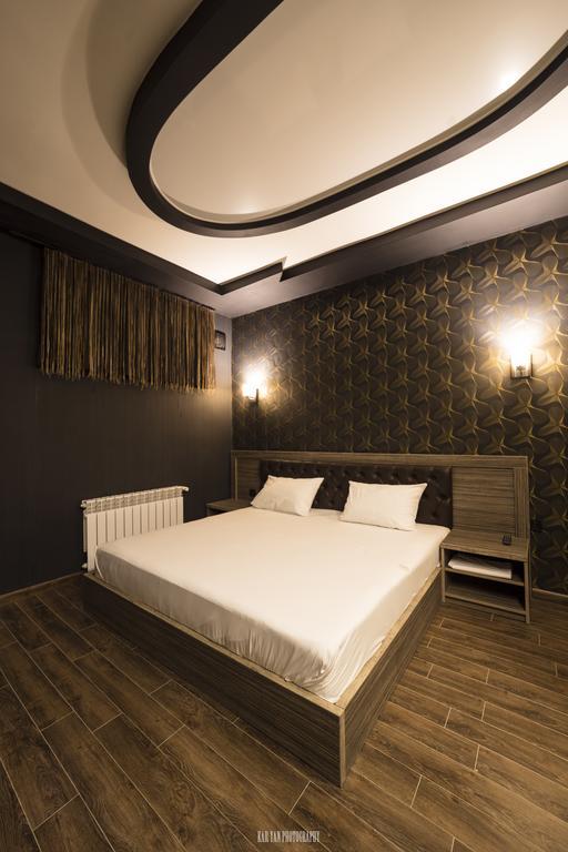 Voyage Hotel Jerevan Rom bilde